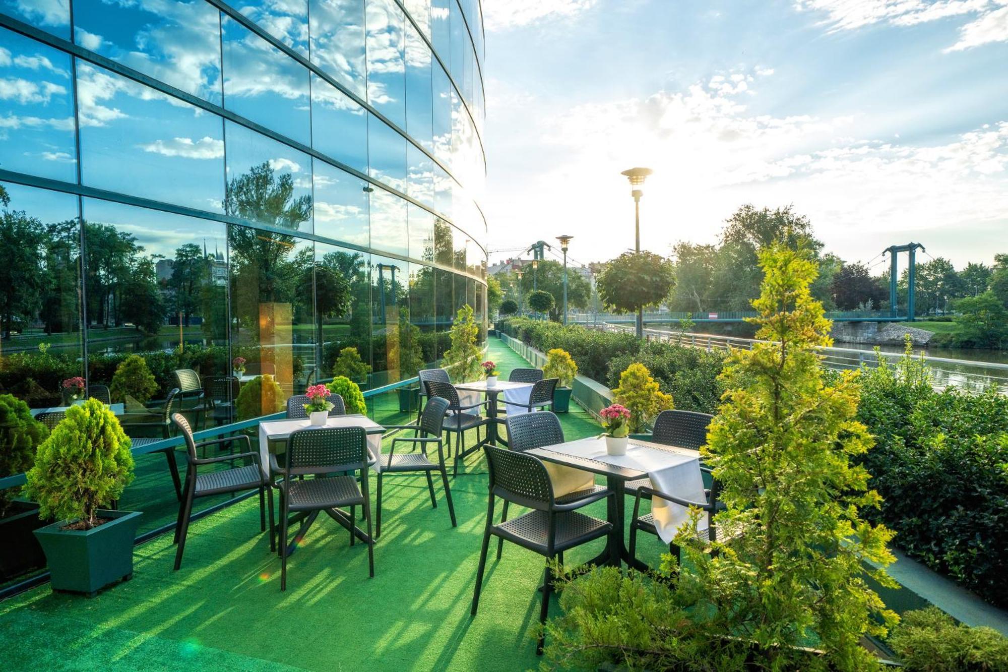 Готель Hp Park Plaza Вроцлав Екстер'єр фото
